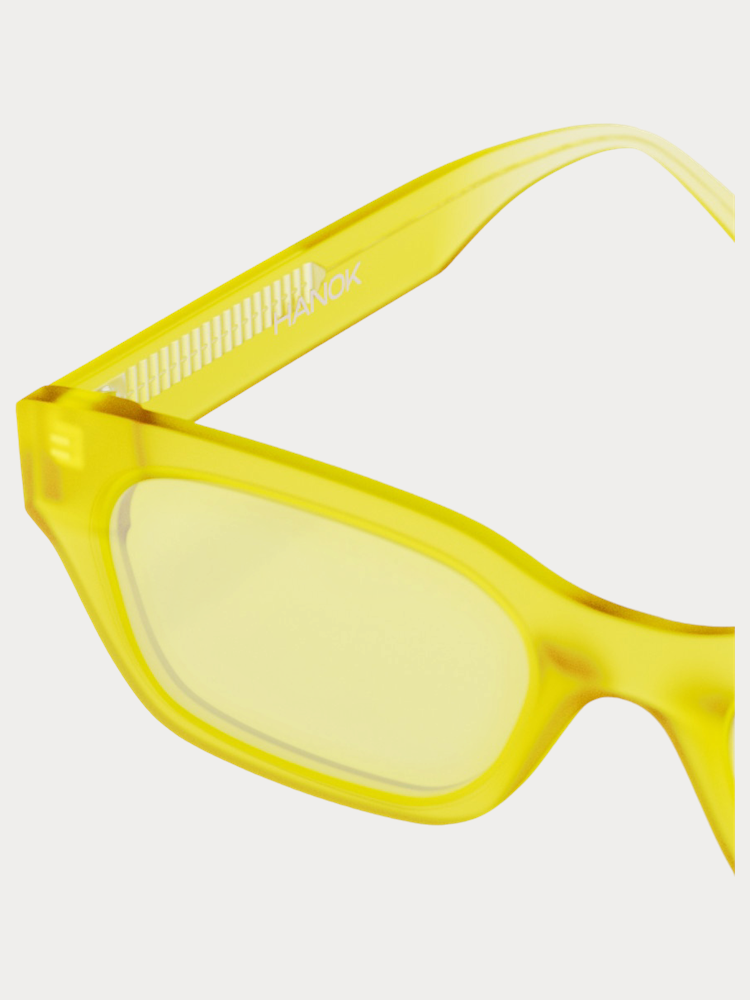 Ryan Polarized Yellow - front corner detail
